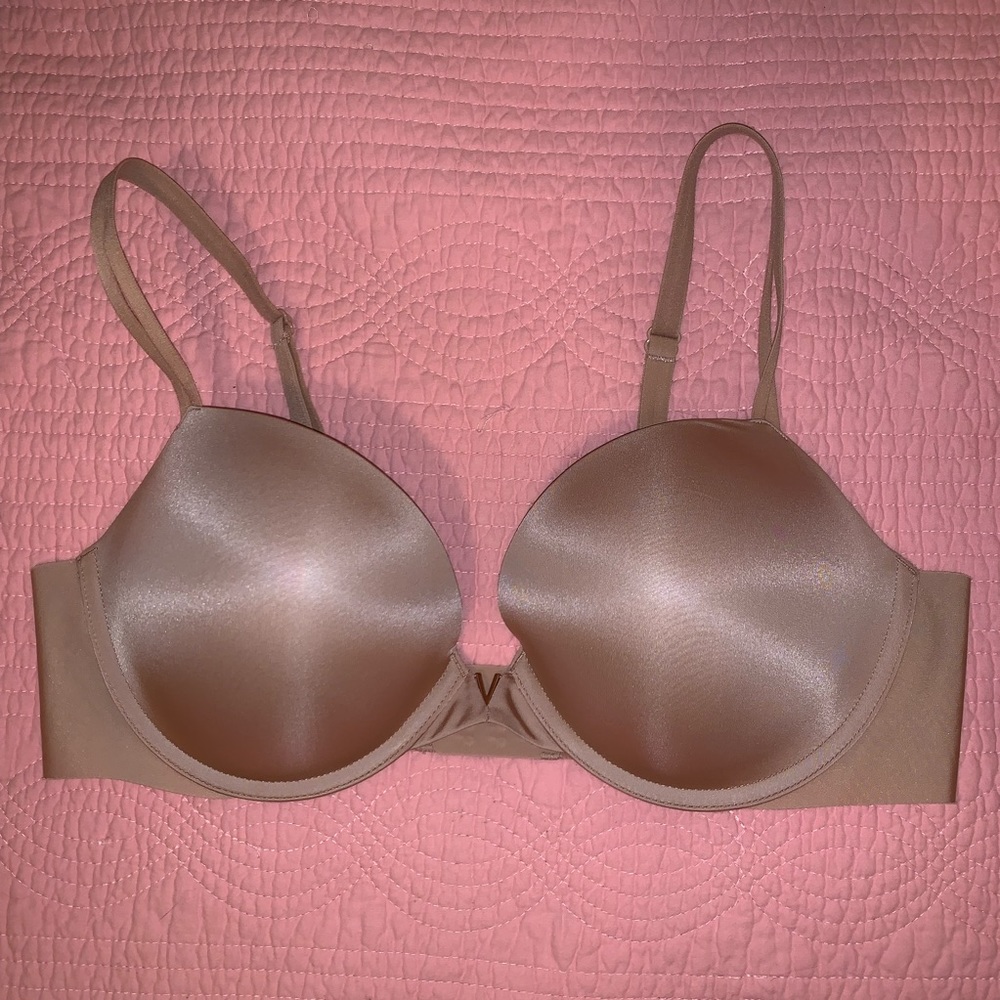 Victoria’s Secret Nude Push-Up Bra